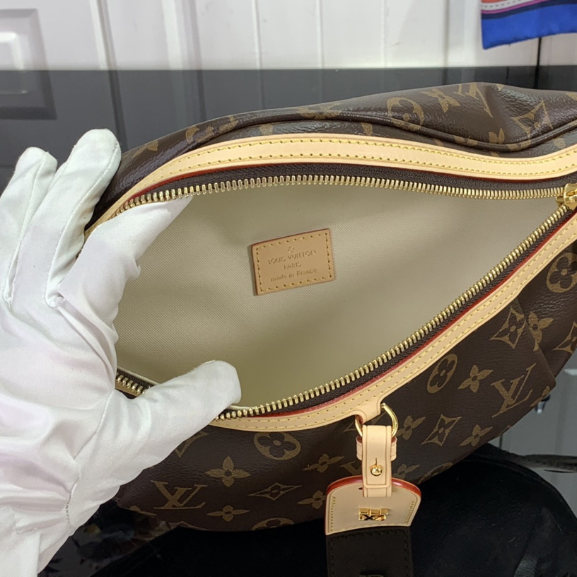 Louis Vuitton High Rise  M46784 - FashionPlug