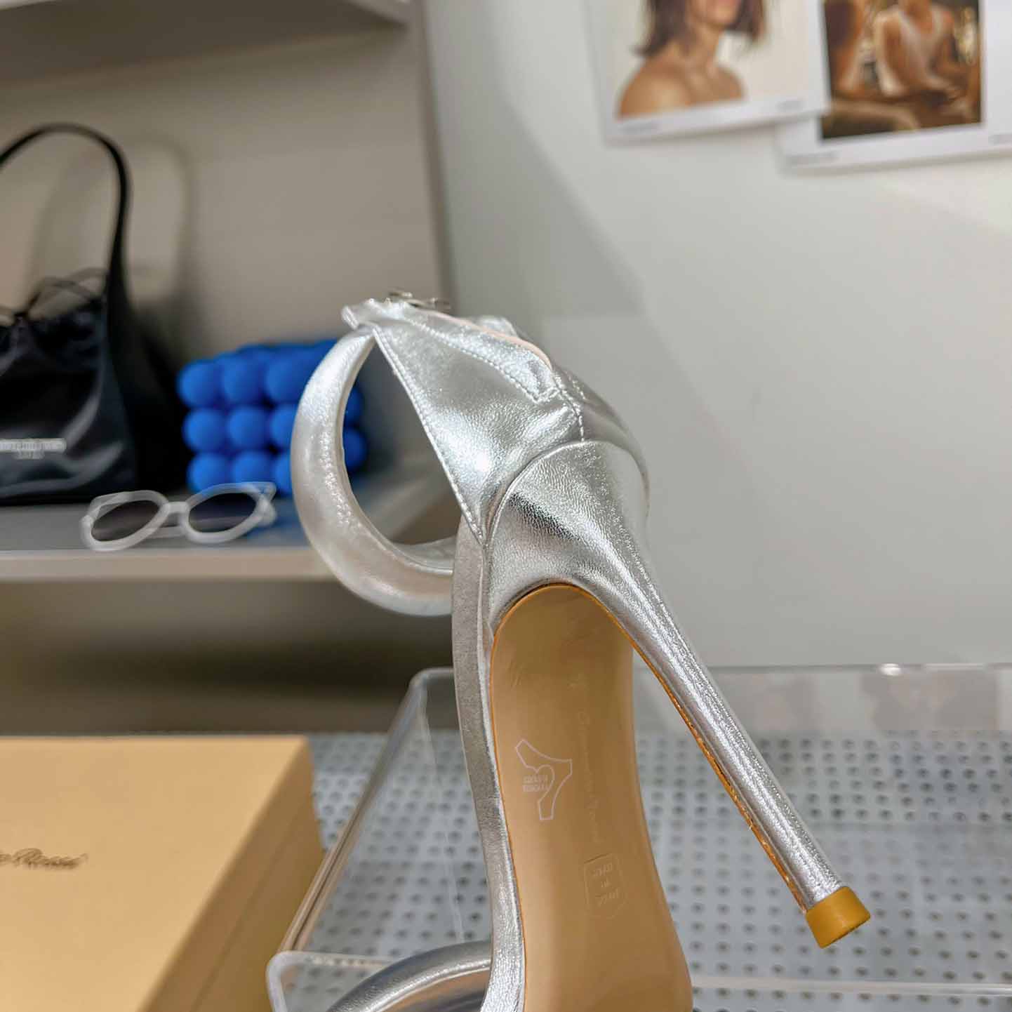 Gianvito Rossi Leather Bijoux Sandals - FashionPlug