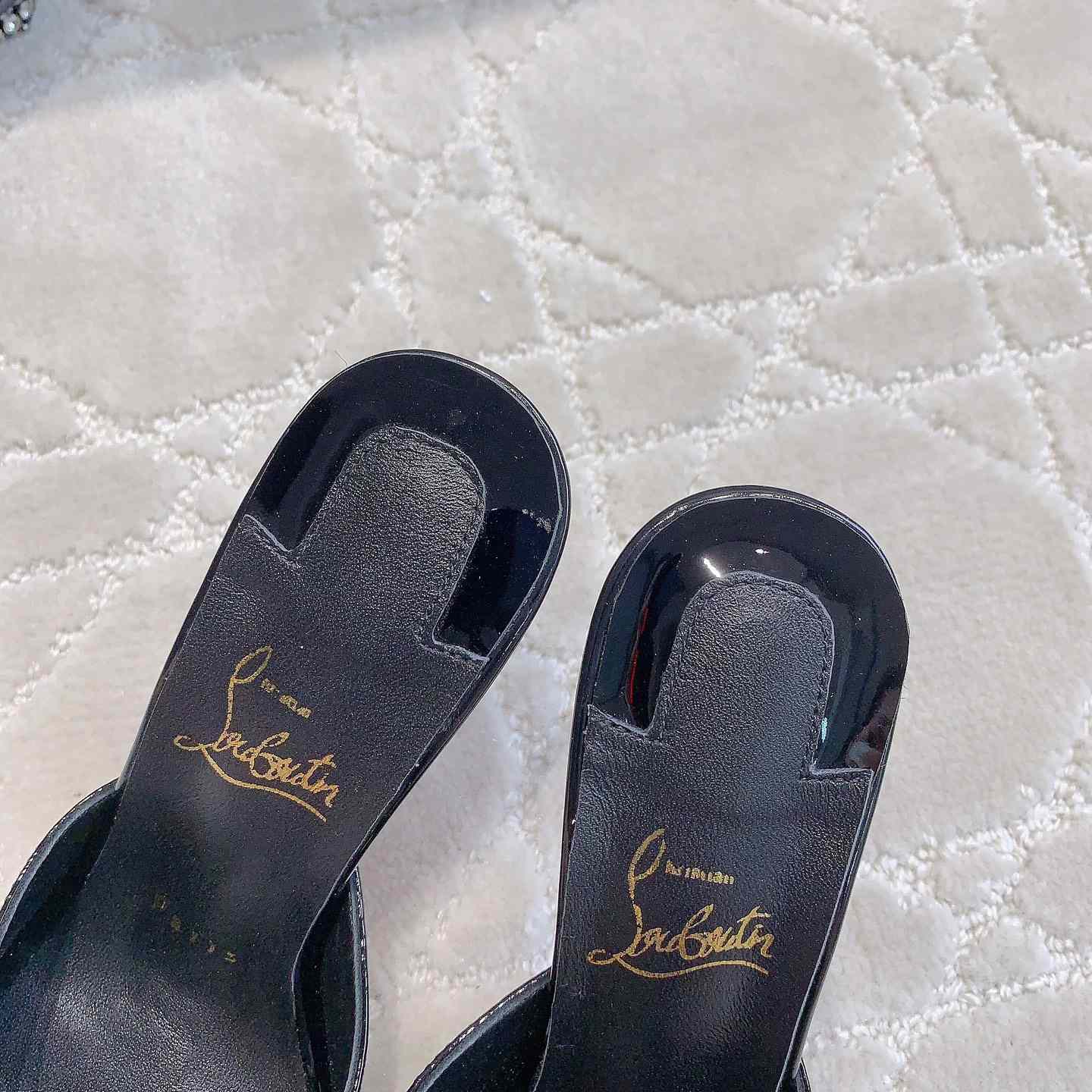 Christian Louboutin Me Dolly  95mm - FashionPlug