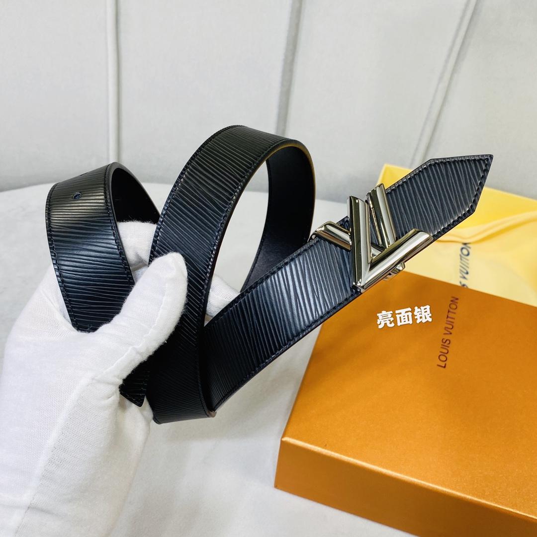 Louis Vuitton 30mm Reversible Belt - FashionPlug