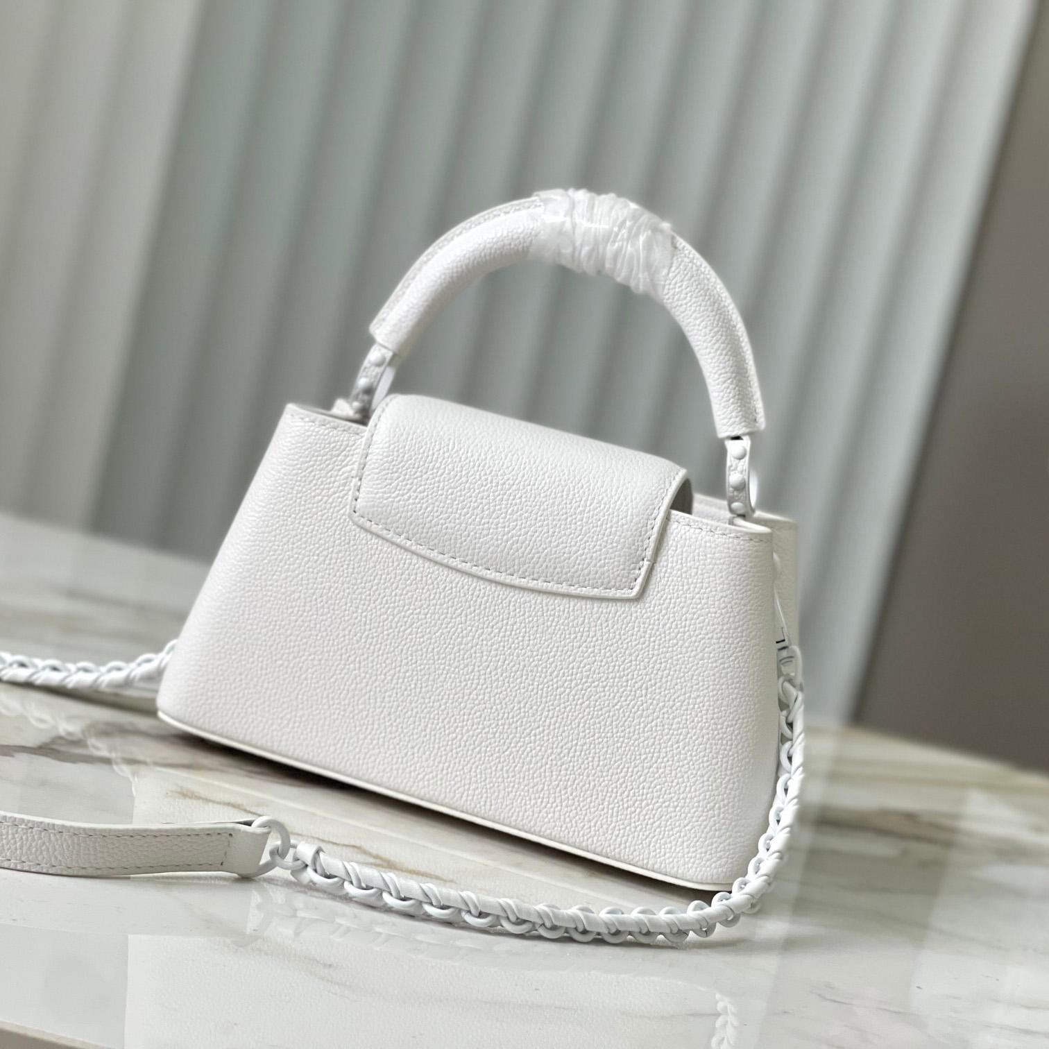 Louis Vuitton Capucines Mini（22 * 12 * 8 cm） - FashionPlug