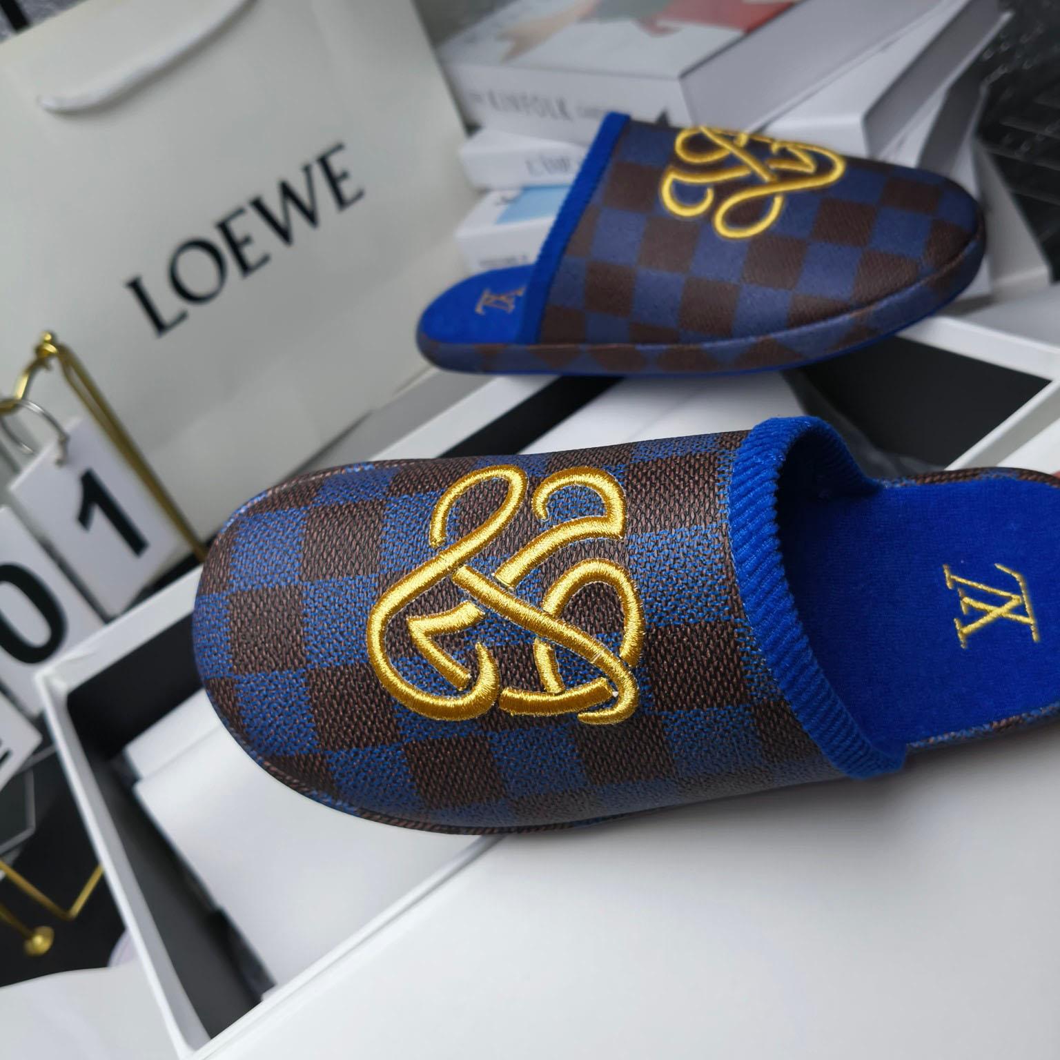 Louis Vuitton LV Palace Slipper   1ACN75 - FashionPlug
