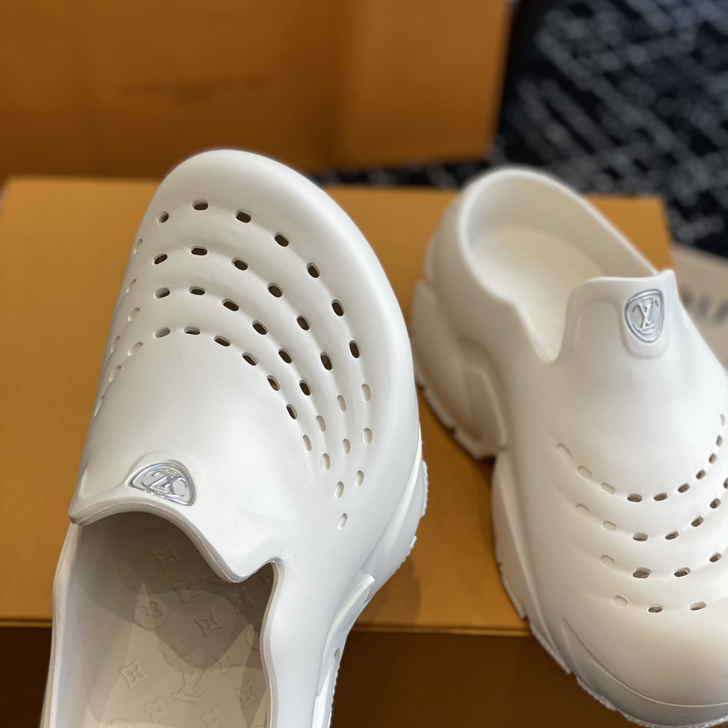 Louis Vuitton LV Shark Clog    - FashionPlug