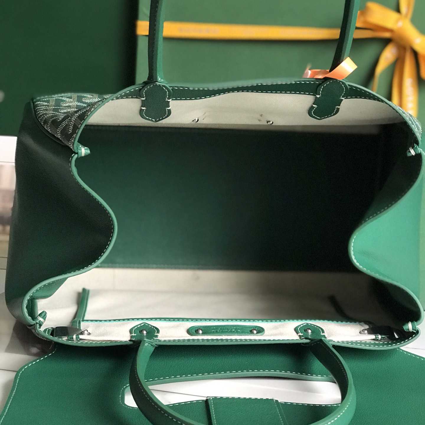 Goyard Saïgon Tote Bag - FashionPlug