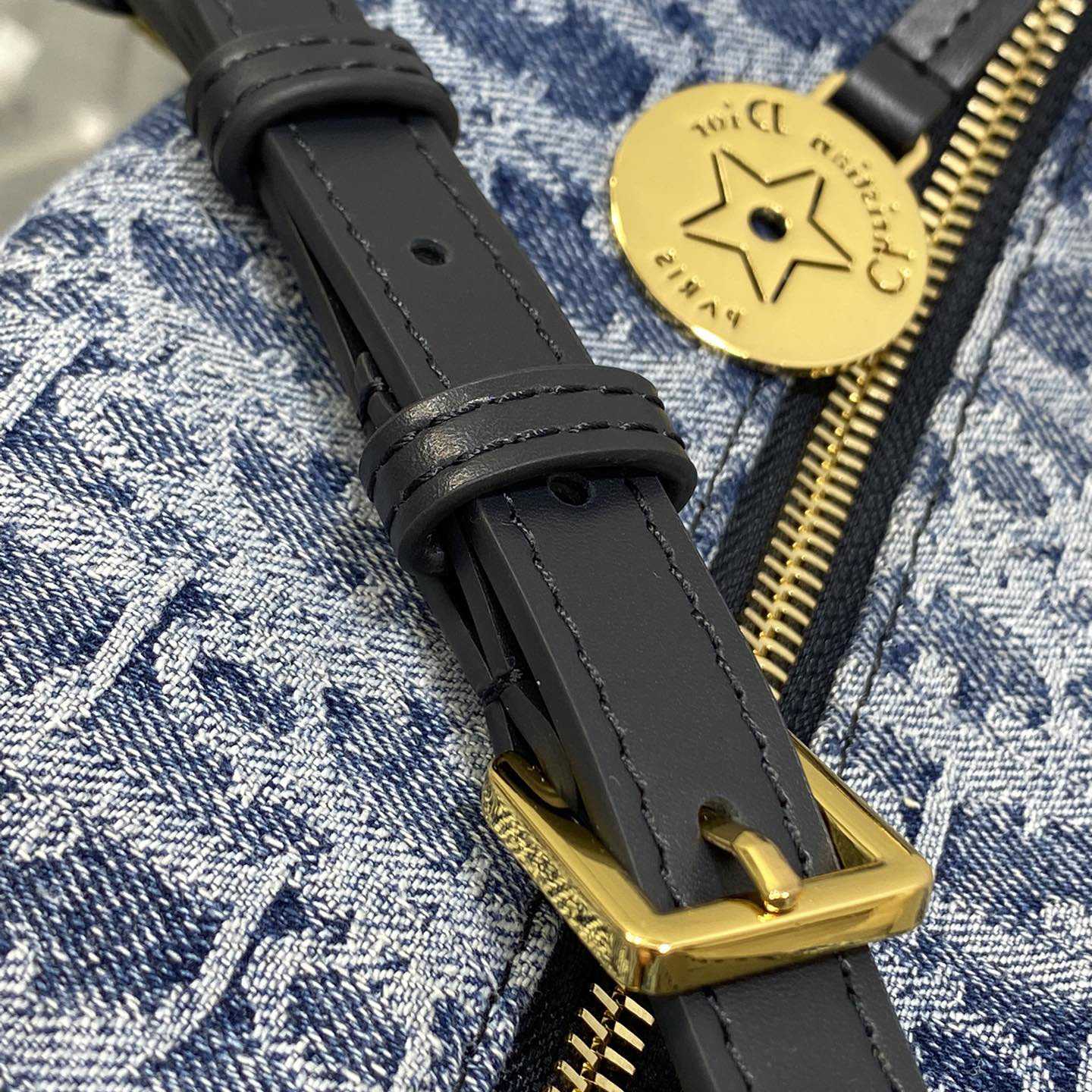 Dior Diorstar Hobo Bag With Chain - FashionPlug