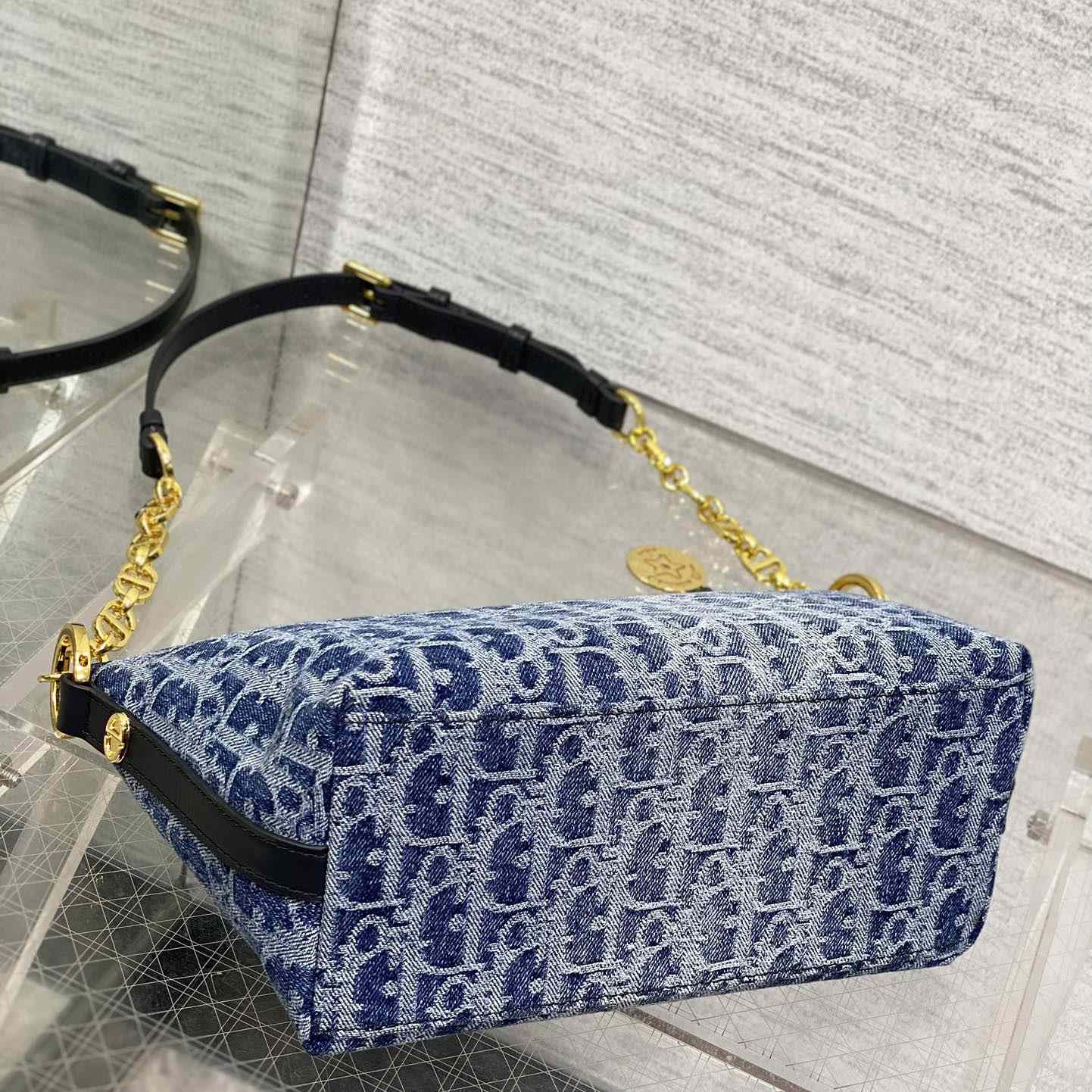 Dior Diorstar Hobo Bag With Chain - FashionPlug