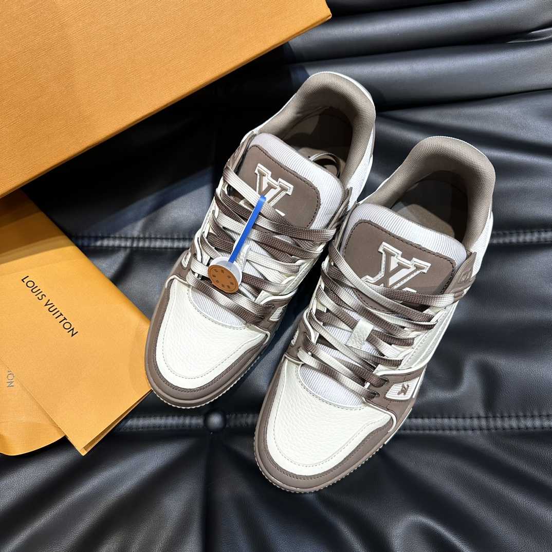 Louis Vuitton LV Trainer Sneaker   1ACWBT - FashionPlug