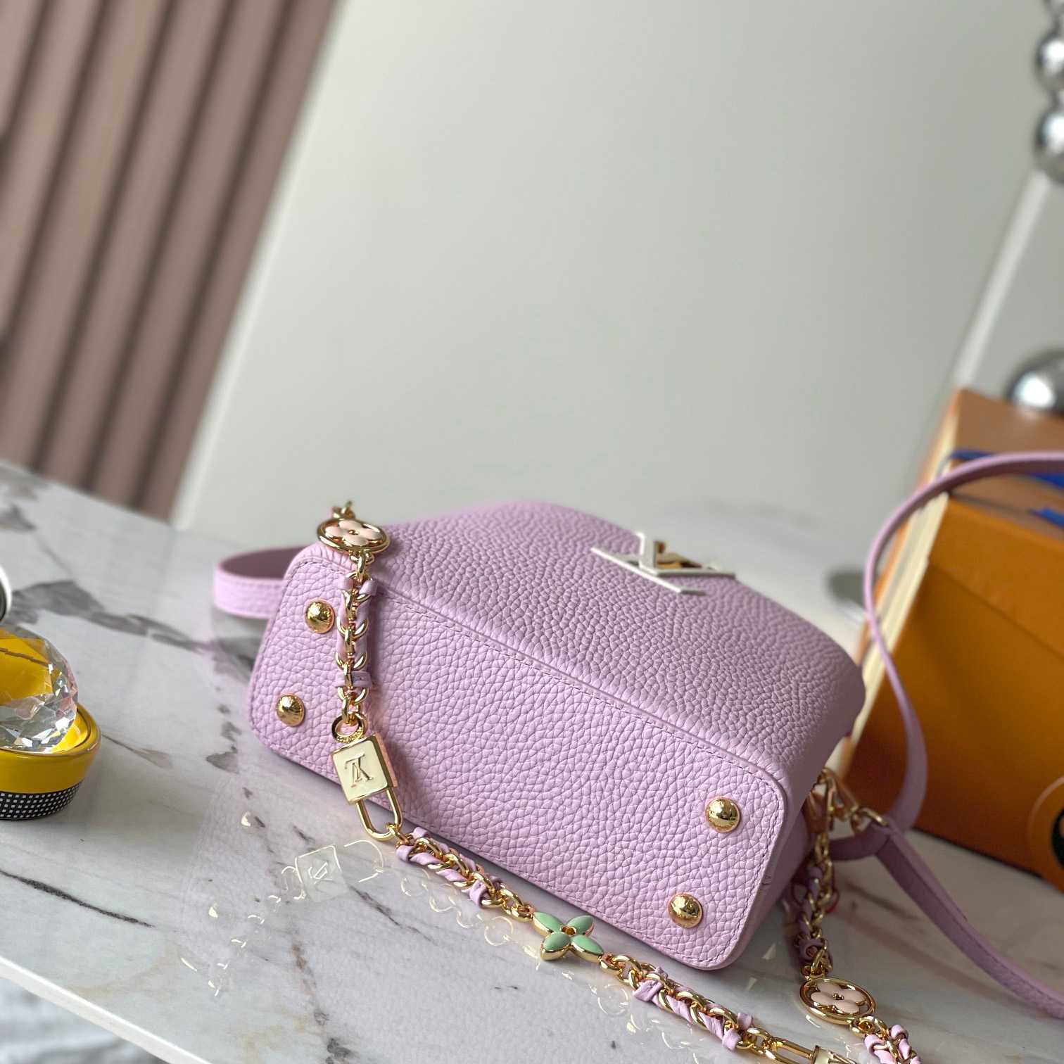 Louis Vuitton Capucines Mini  M23951 - FashionPlug