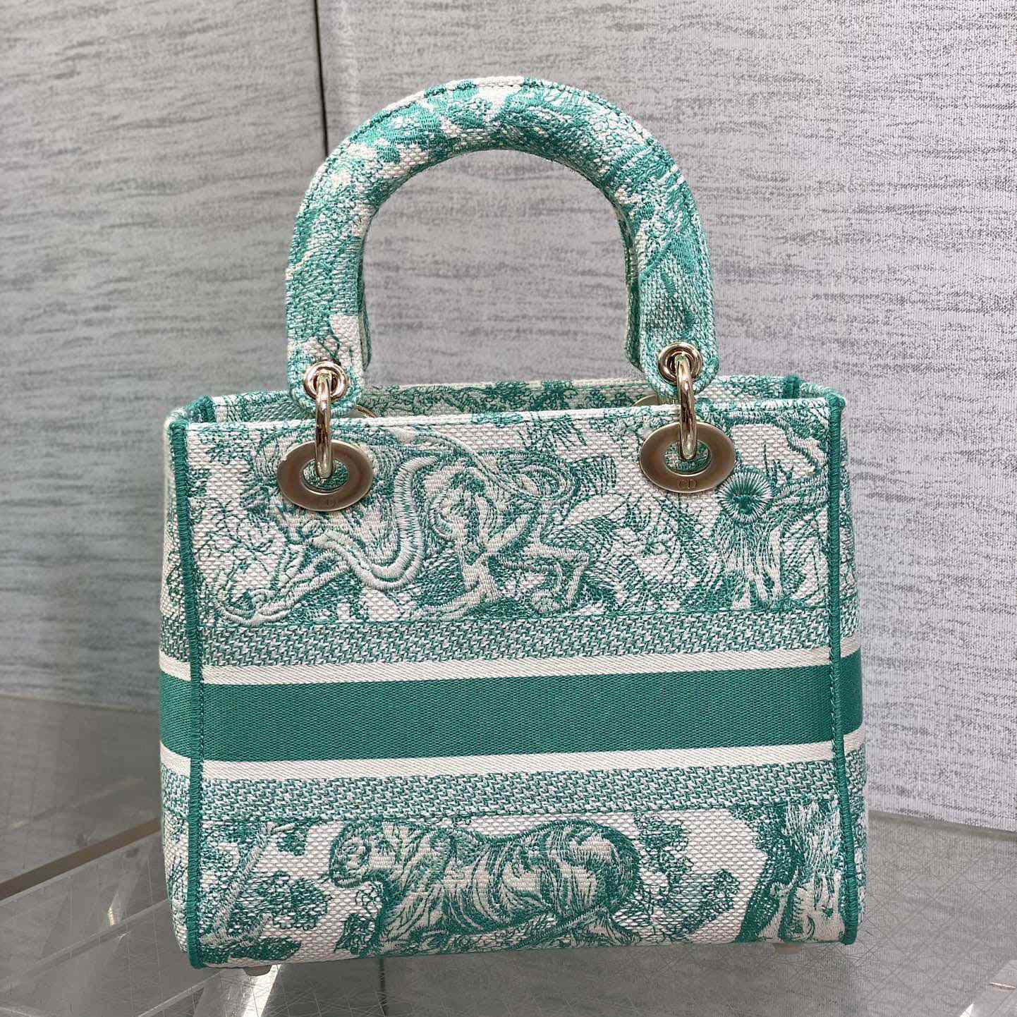 Dior Medium Dioriviera Lady D-Lite Bag - FashionPlug