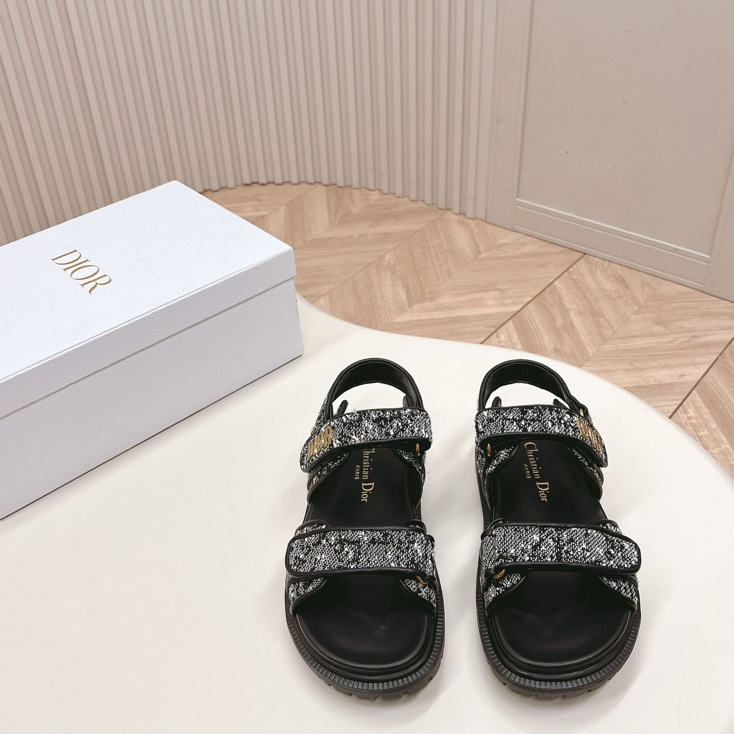 Dior Dioract Sandal - FashionPlug