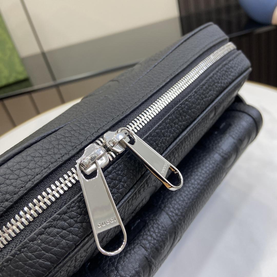 Gucci Jumbo GG Small Crossbody Bag - FashionPlug