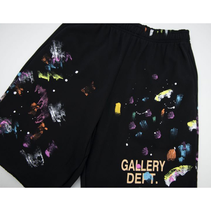 Gallery Dept. Shorts - FashionPlug