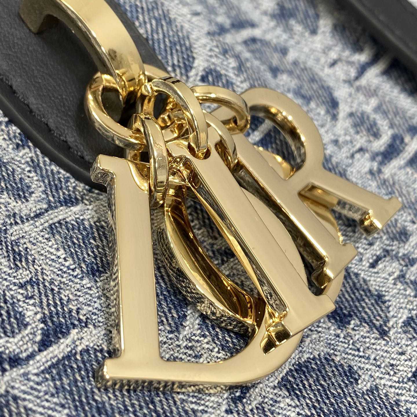 Dior Medium Dior Toujours Bag - FashionPlug