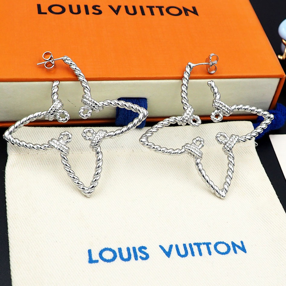 Louis Vuitton Nautical Earrings  M01848 - FashionPlug