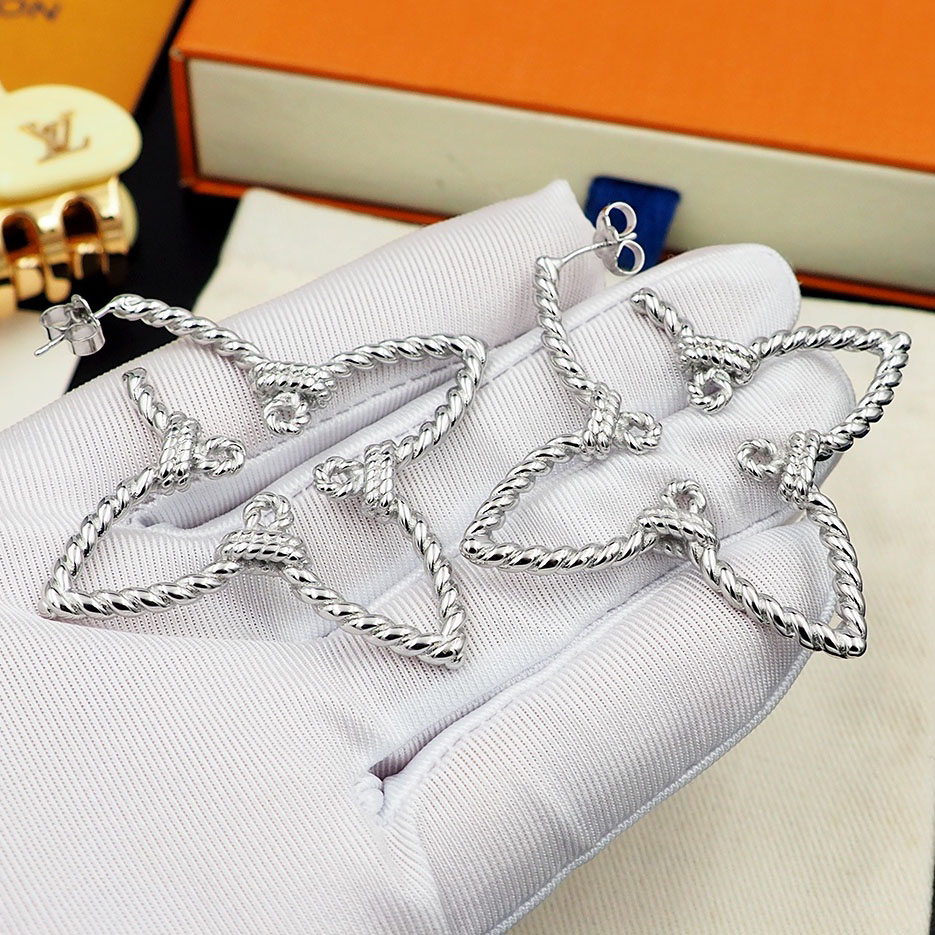 Louis Vuitton Nautical Earrings  M01848 - FashionPlug