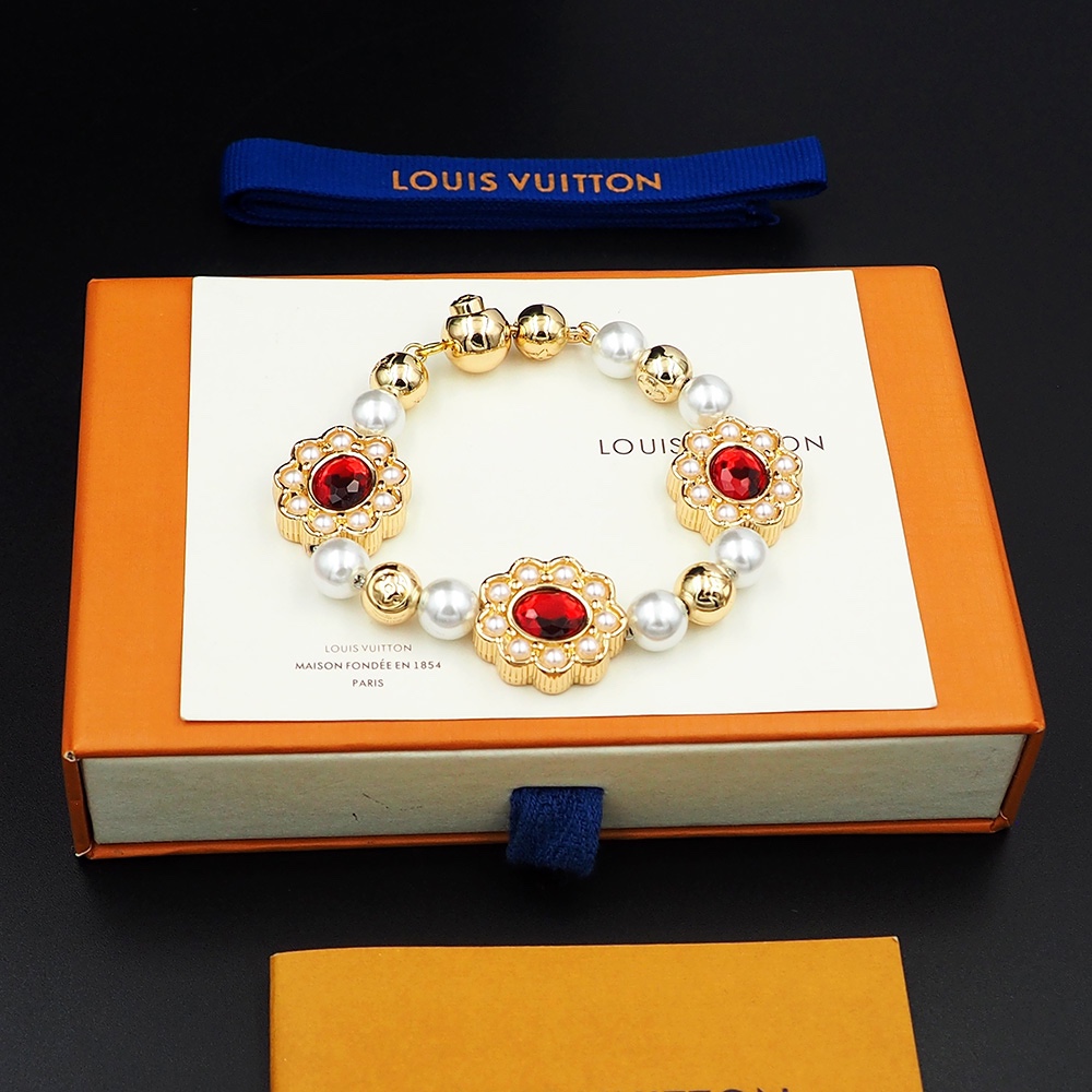 Louis Vuitton LV Dynasty Flower Bracelet - FashionPlug