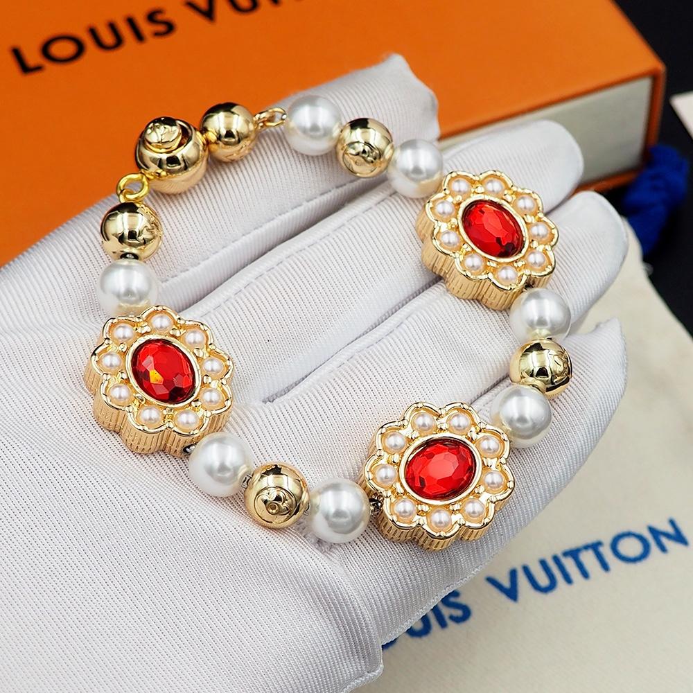 Louis Vuitton LV Dynasty Flower Bracelet - FashionPlug