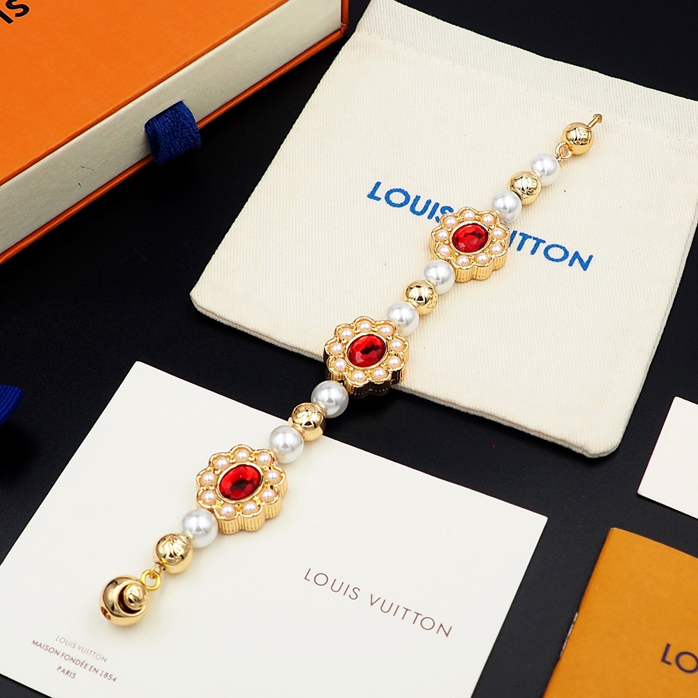 Louis Vuitton LV Dynasty Flower Bracelet - FashionPlug