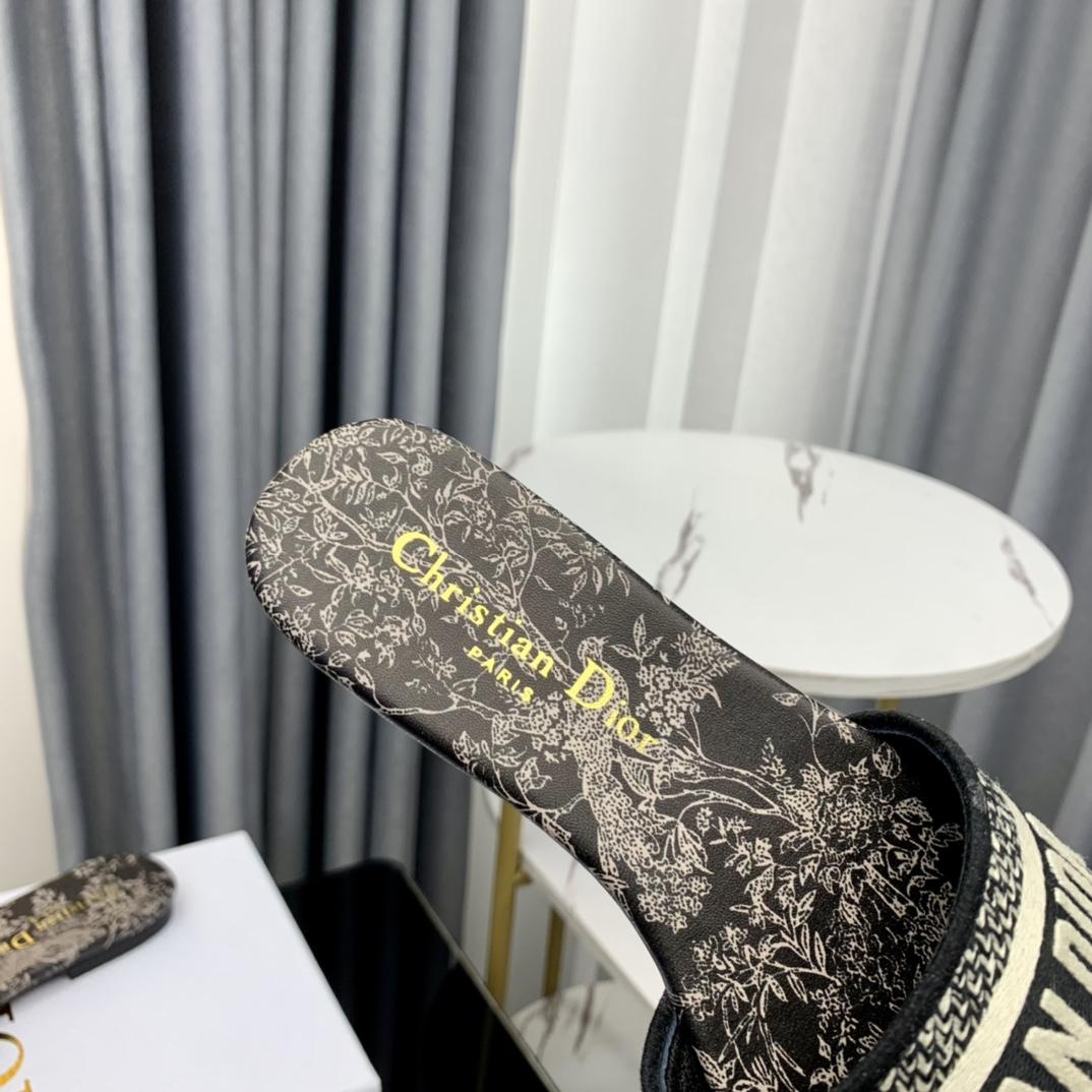 Dior Dway Slide - FashionPlug