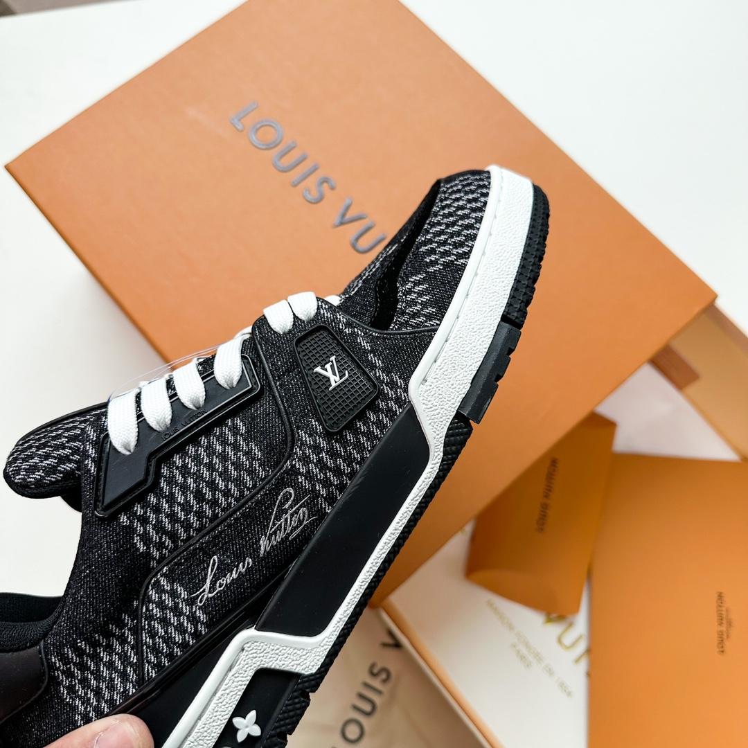 Louis Vuitton LV Trainer Sneaker  1AD6DZ - FashionPlug