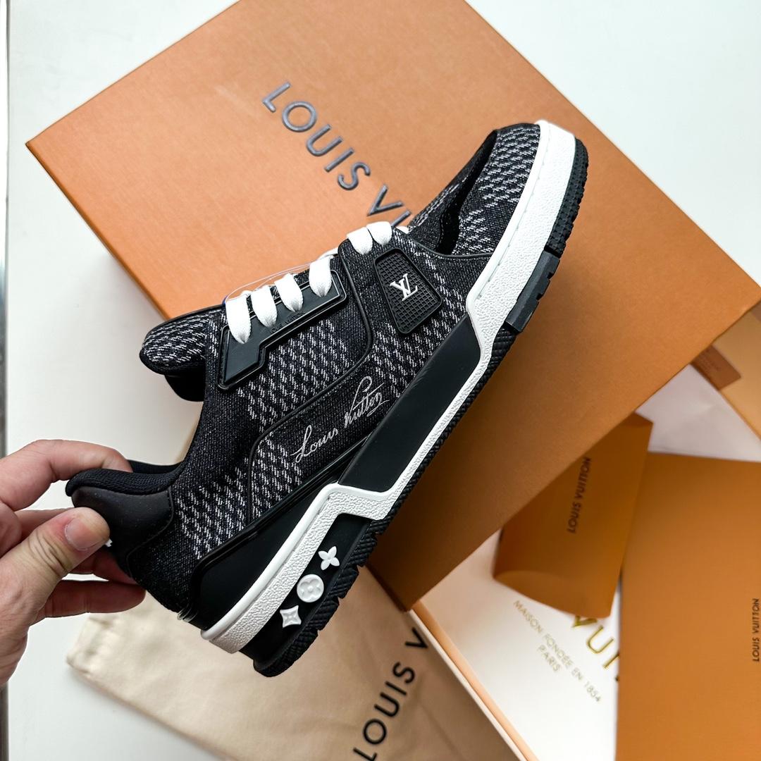 Louis Vuitton LV Trainer Sneaker  1AD6DZ - FashionPlug