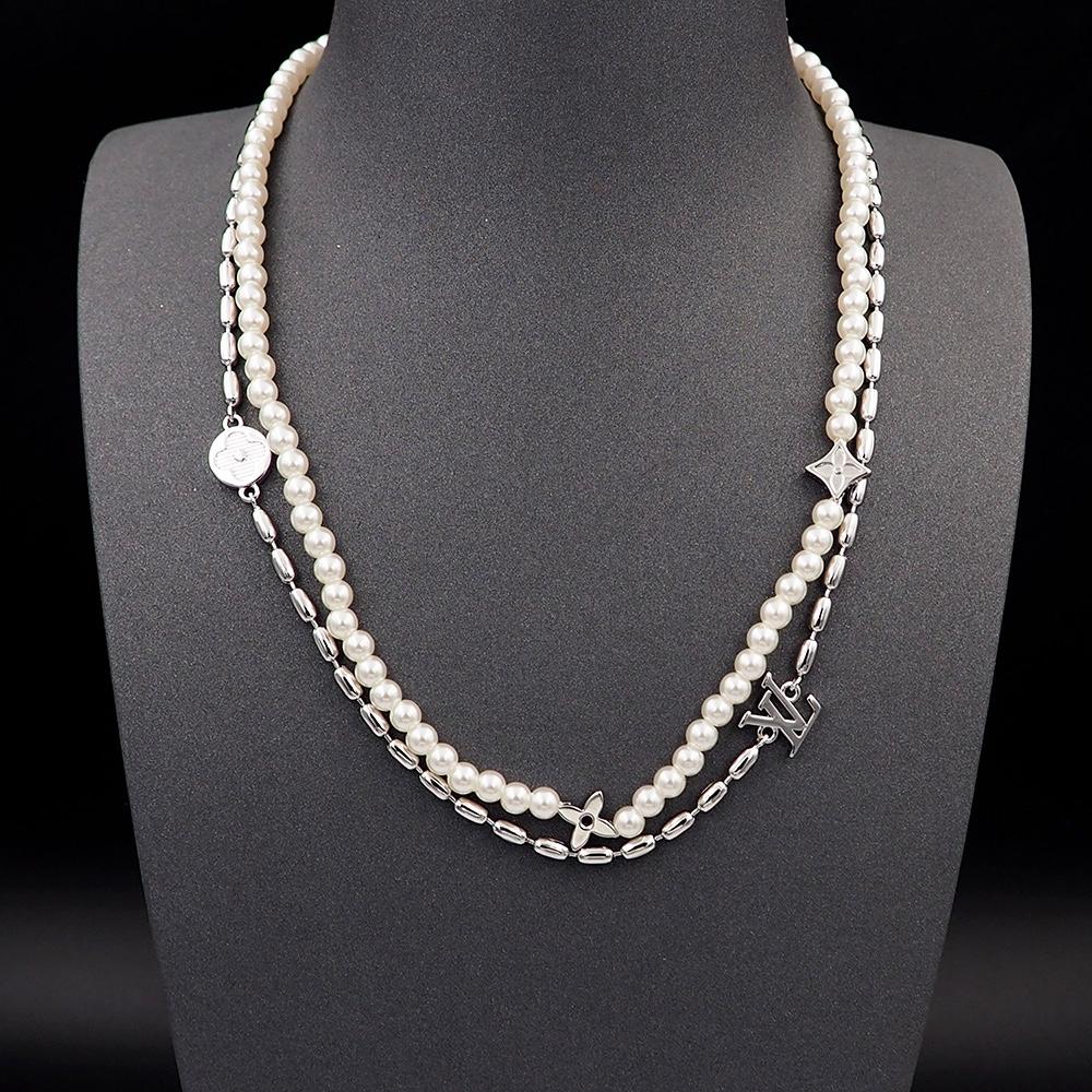 Louis Vuitton Pearls Fusion Necklace   M01781 - FashionPlug