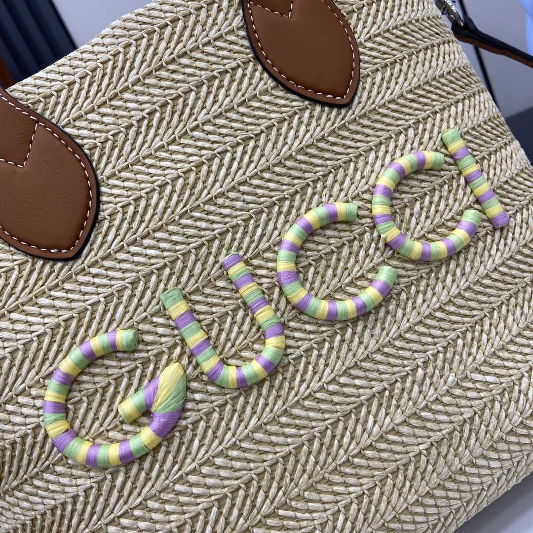 Gucci Small Straw-effect Tote  - FashionPlug