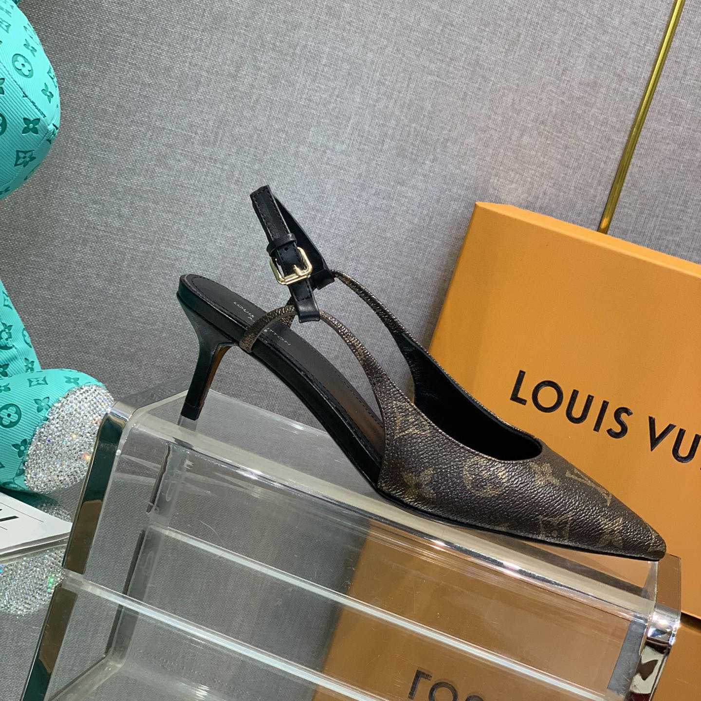 Louis Vuitton Cherie Slingback Pump - FashionPlug