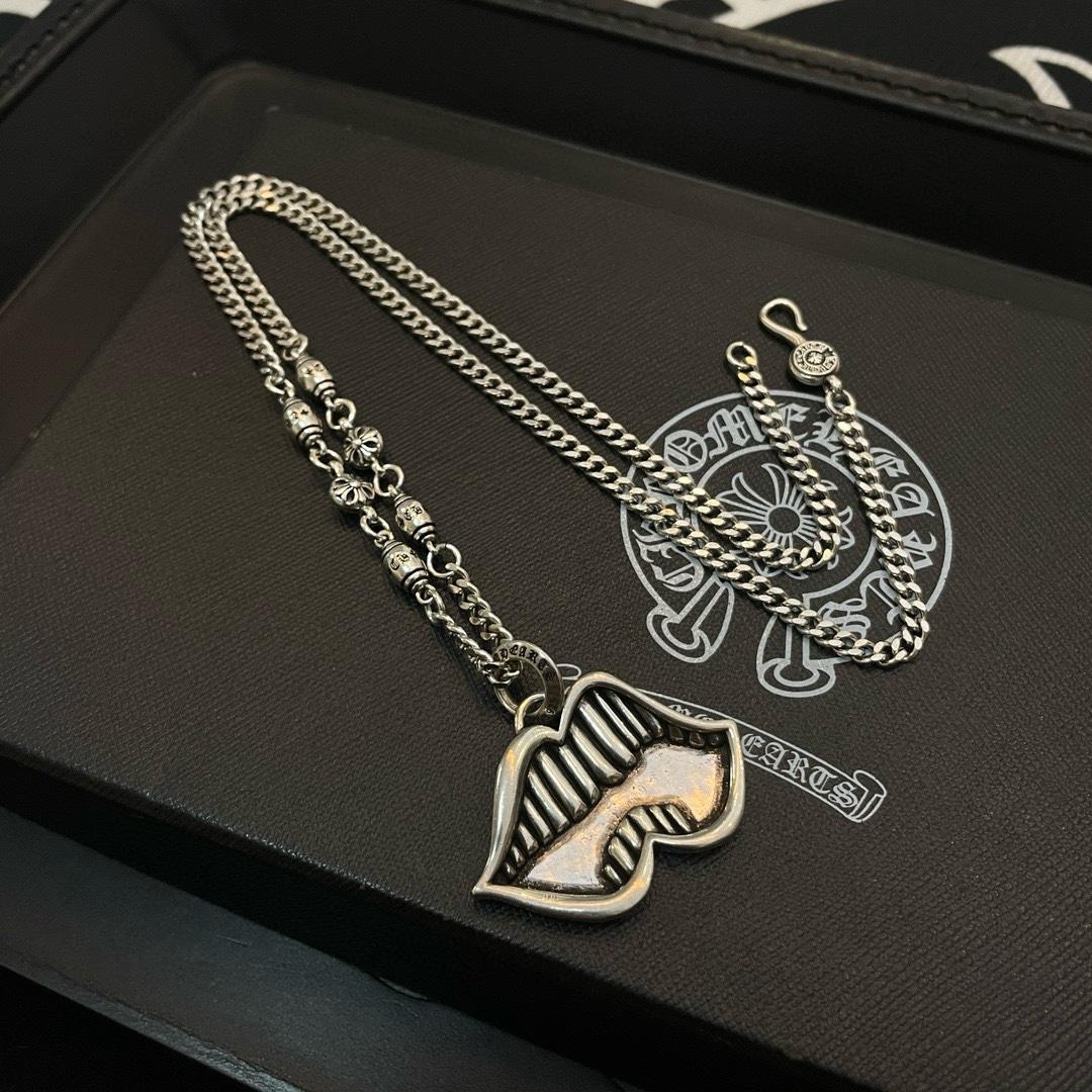 Chrome Heart Necklace   - FashionPlug