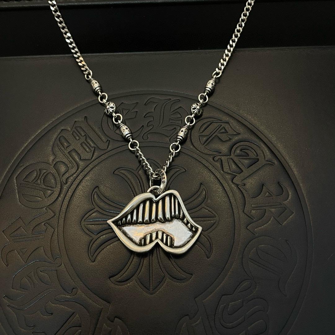 Chrome Heart Necklace   - FashionPlug