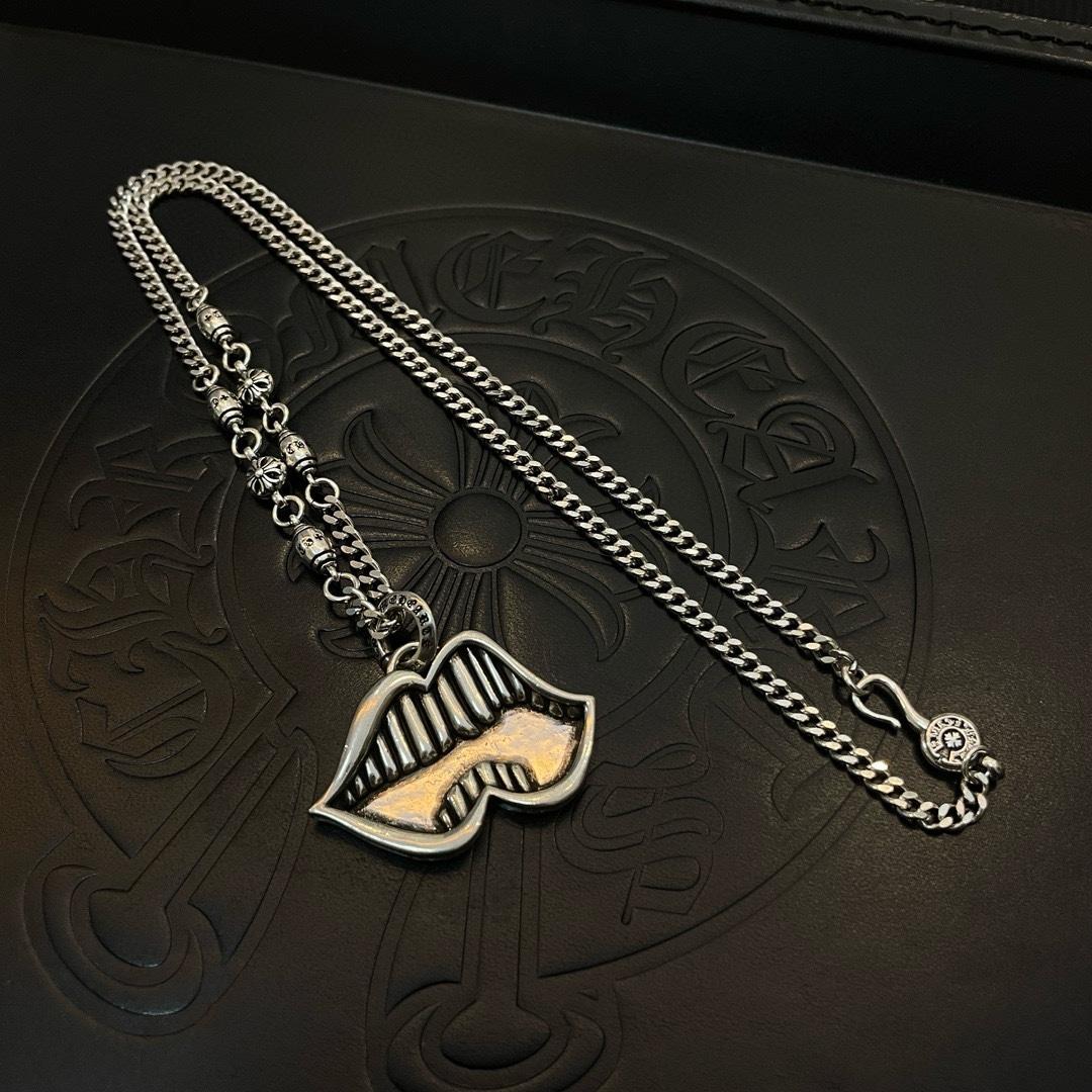 Chrome Heart Necklace   - FashionPlug