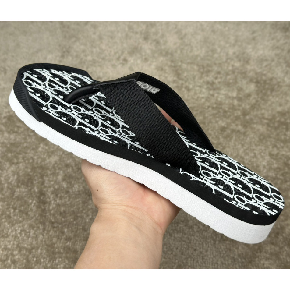 Dior Alpha Thong Sandal - FashionPlug
