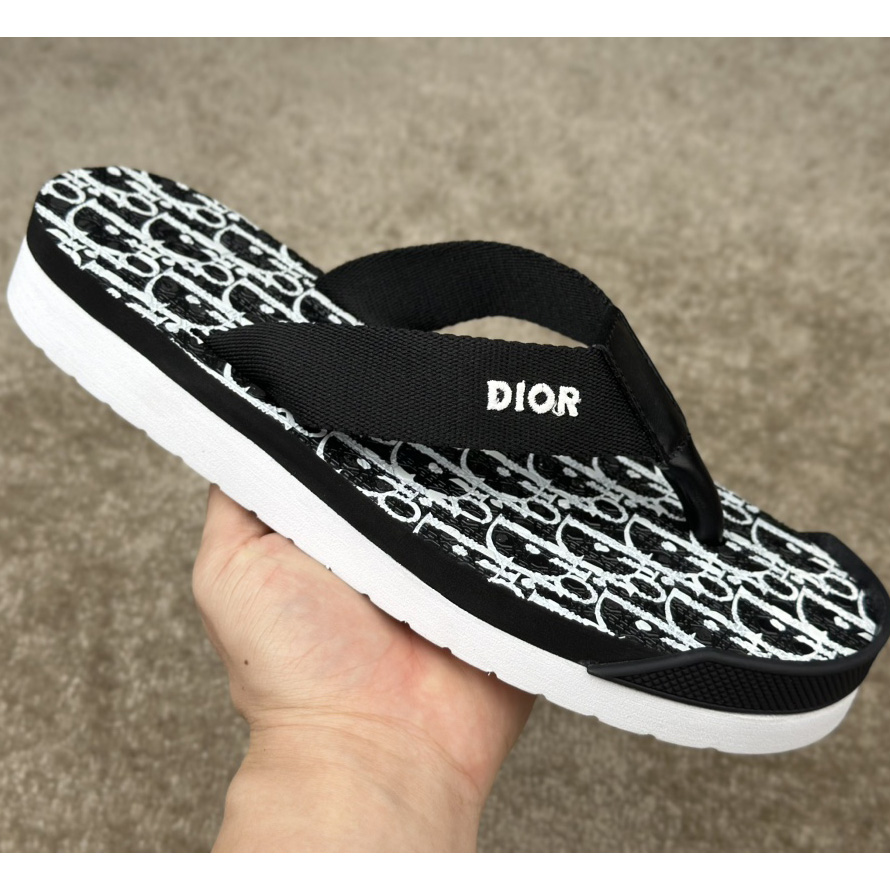 Dior Alpha Thong Sandal - FashionPlug