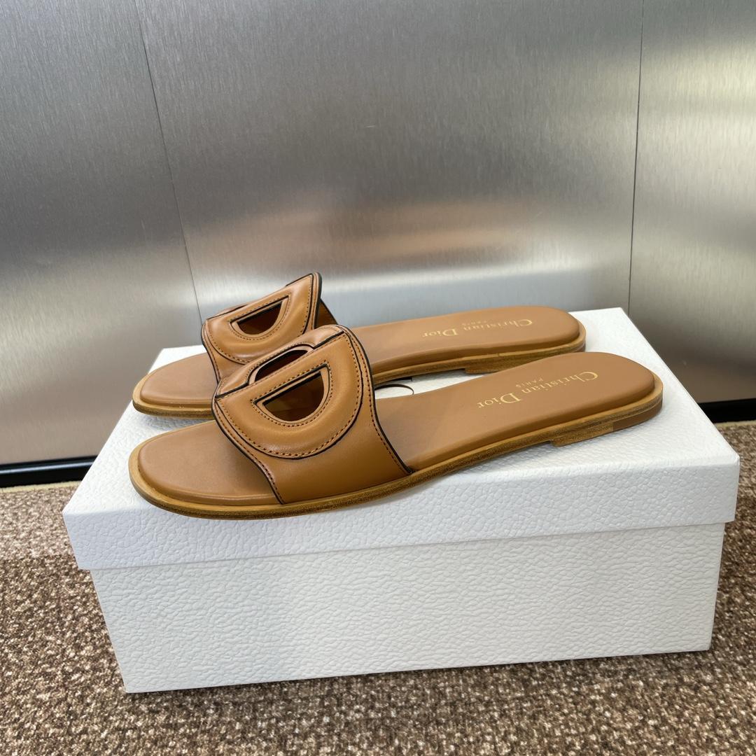 Dior D-Club Slide - FashionPlug