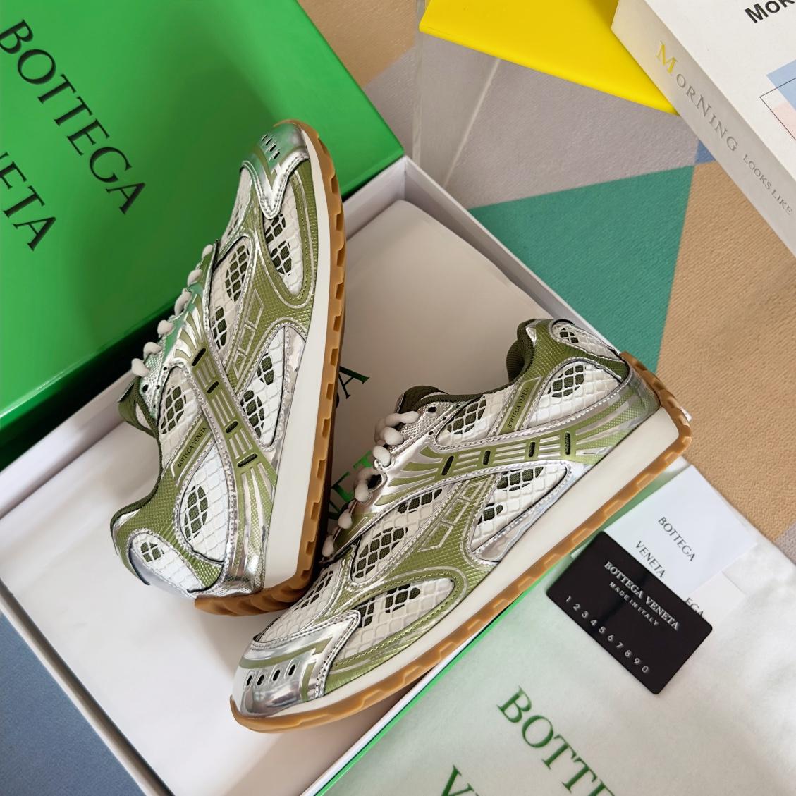 Bottega Veneta Orbit Sneaker - FashionPlug
