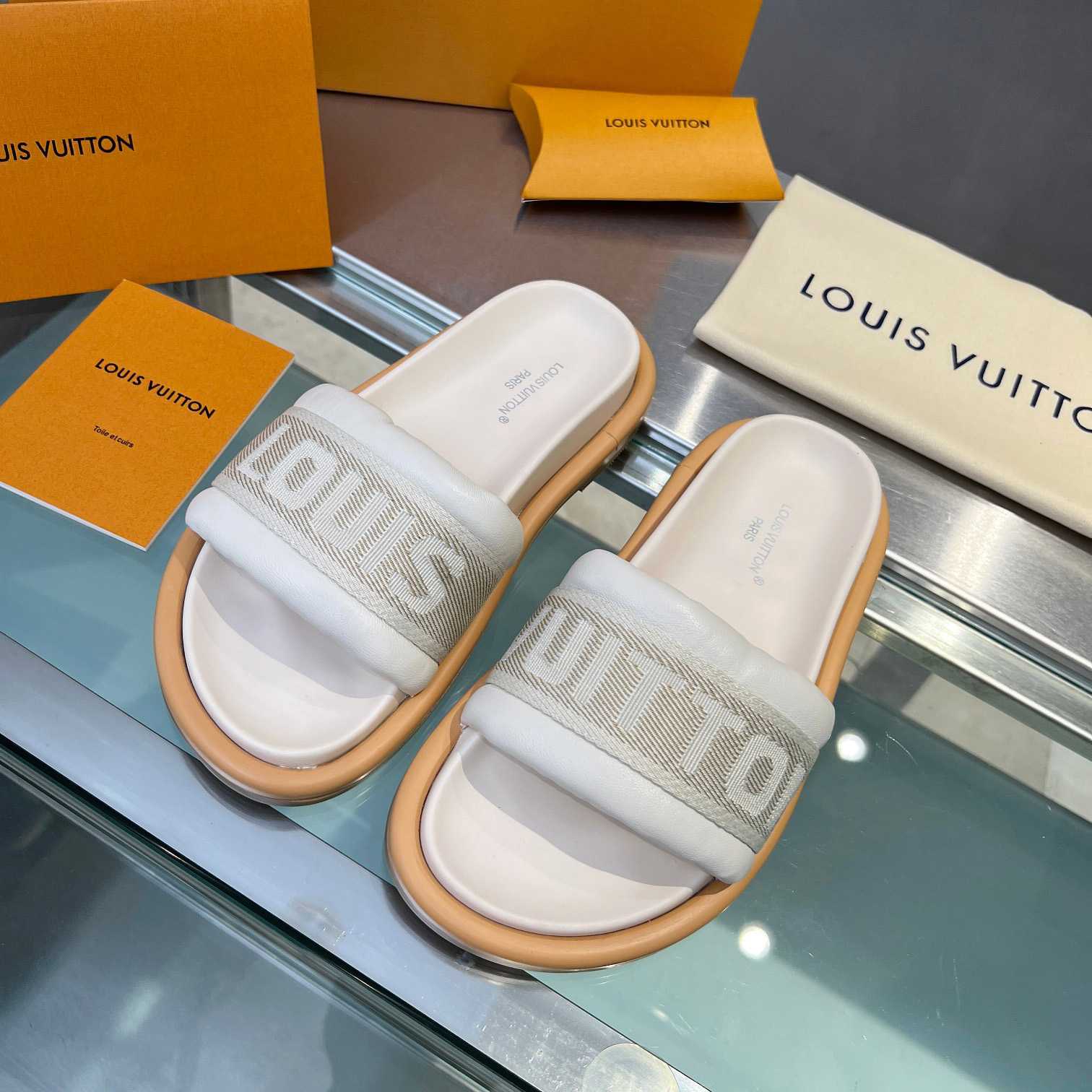 Louis Vuitton LV Bliss Comfort Mule   1ACTIR - FashionPlug
