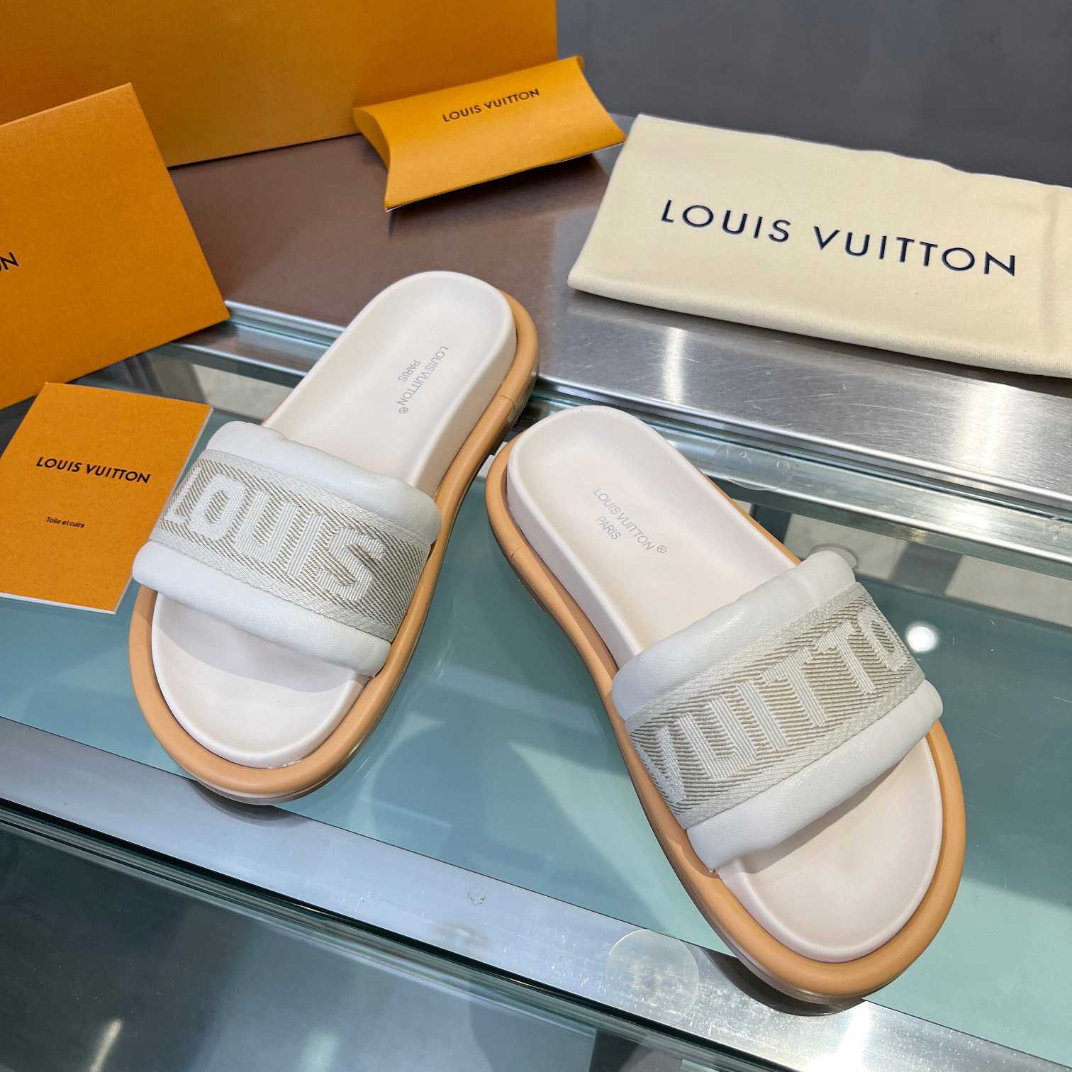 Louis Vuitton LV Bliss Comfort Mule   1ACTIR - FashionPlug