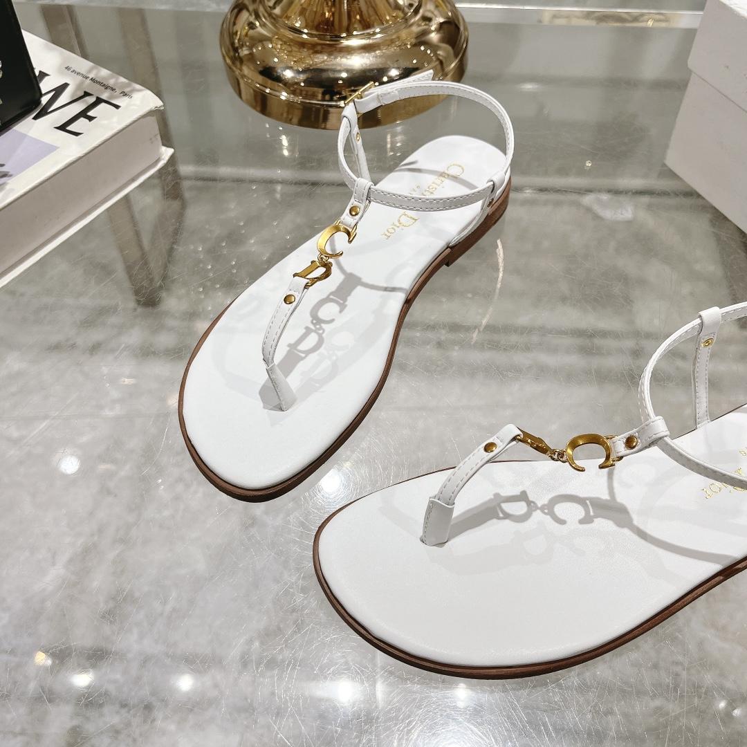 Dior Dioriviera C'est Dior Thong Sandal - FashionPlug