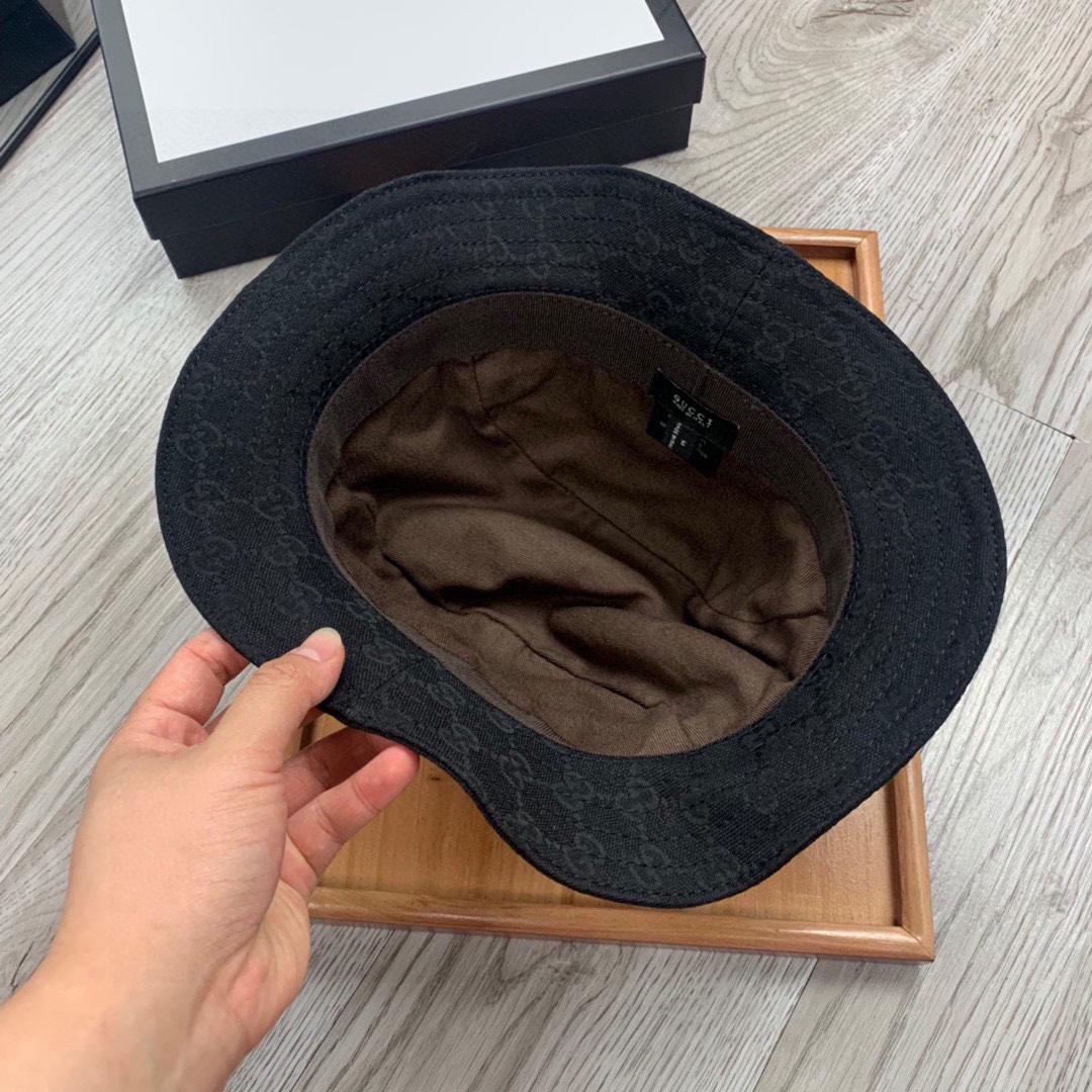 Gucci GG Bucket Hat - FashionPlug
