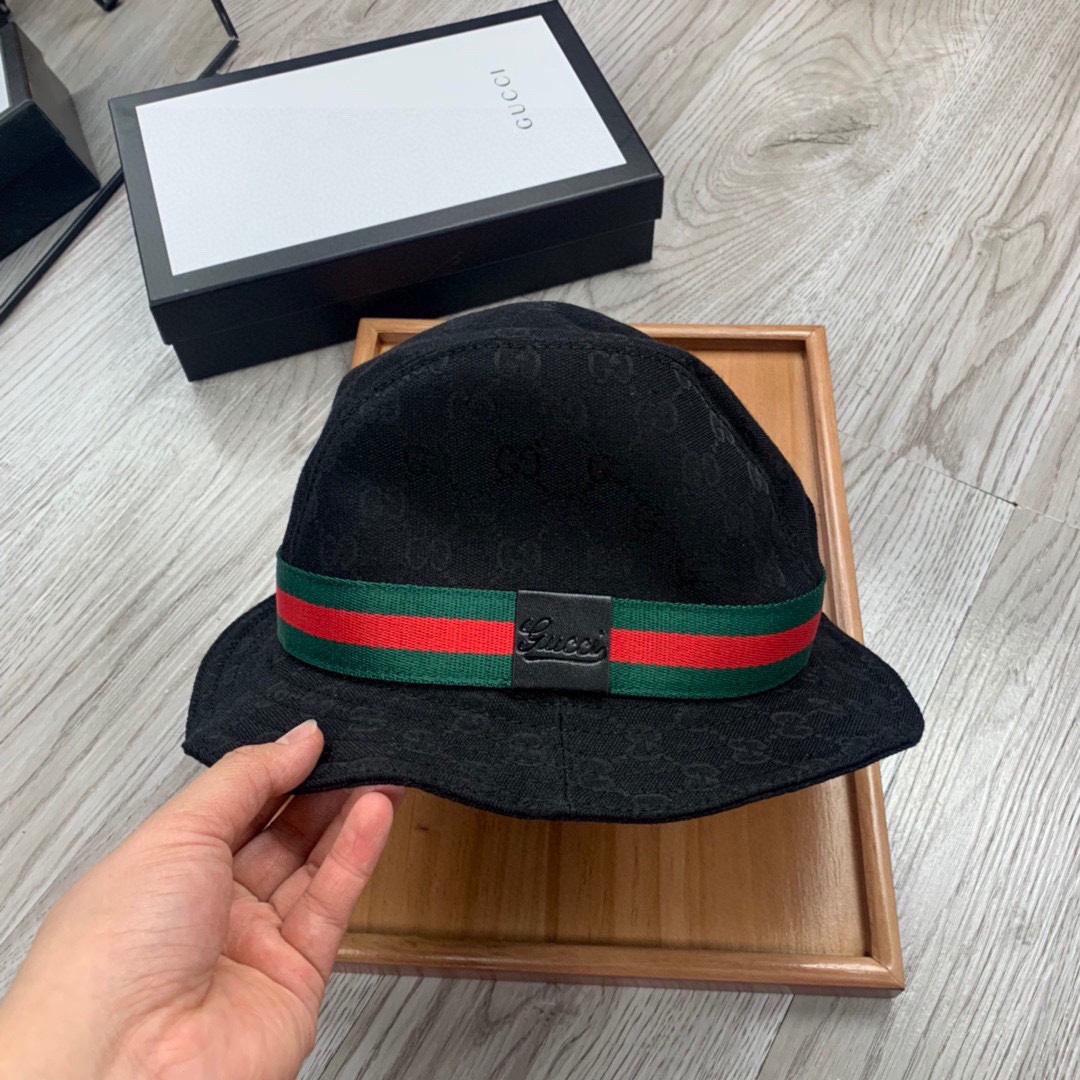 Gucci GG Bucket Hat - FashionPlug