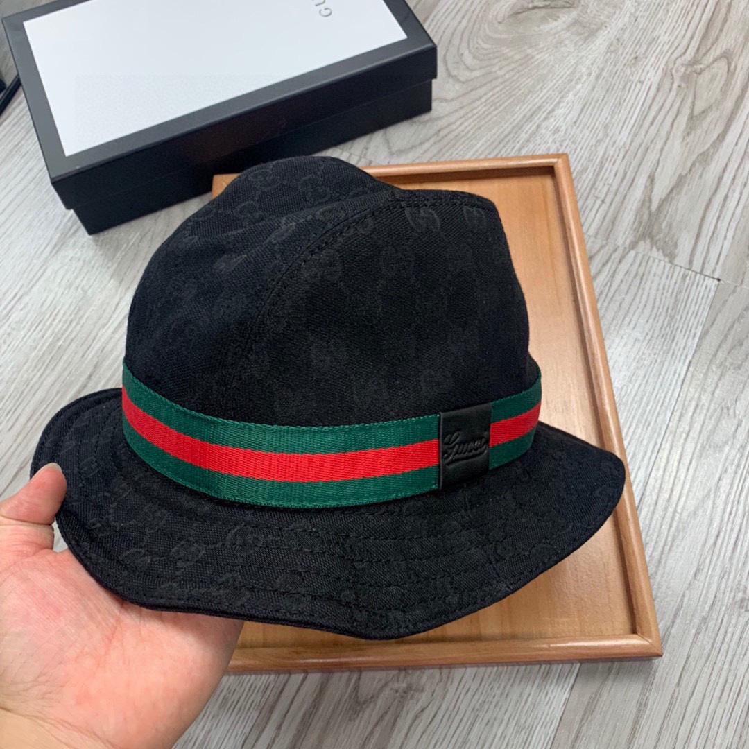 Gucci GG Bucket Hat - FashionPlug