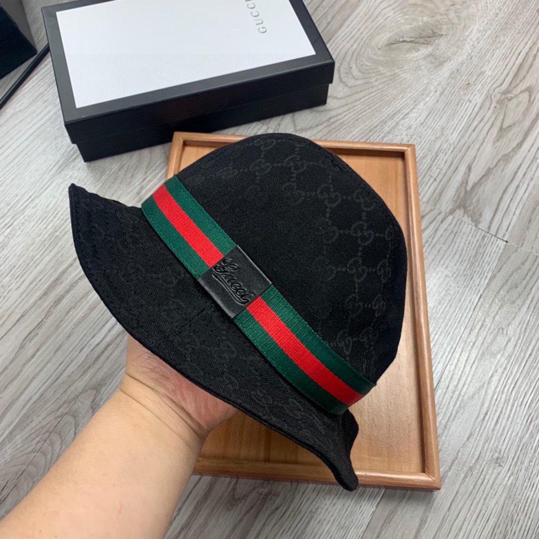 Gucci GG Bucket Hat - FashionPlug