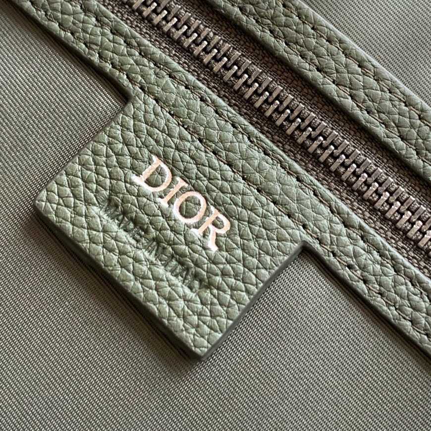 Dior Weekender 25 - FashionPlug