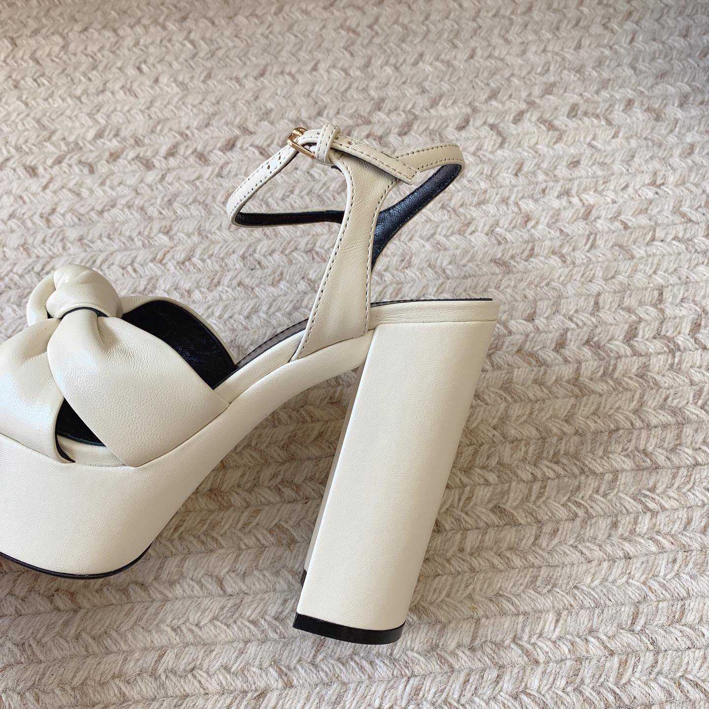 Saint Laurent Bianca Platform Sandals In Smooth Leather - FashionPlug