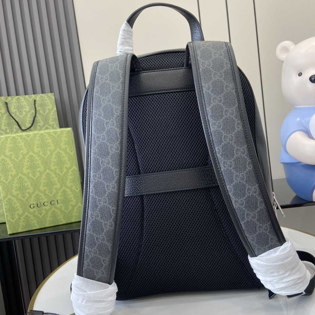 Gucci Medium GG Backpack With Tag - FashionPlug
