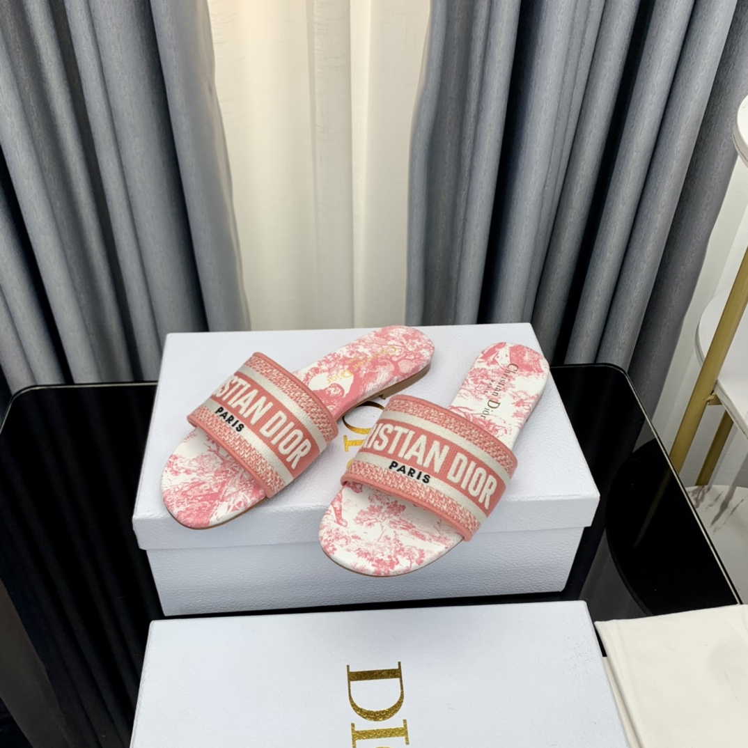 Dior Dioriviera Dway Slide - FashionPlug
