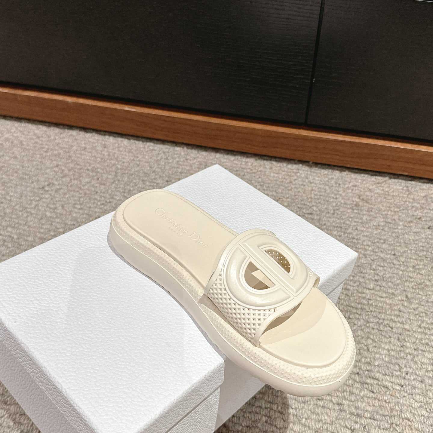 Dior Dioriviera D-Club Slide - FashionPlug