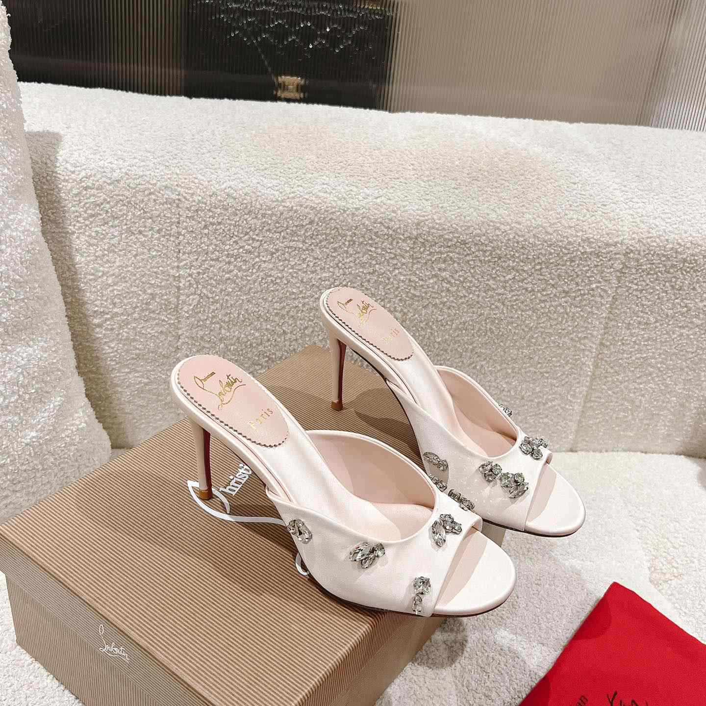 Christian Louboutin Degraqueen 85mm Satin Mules - FashionPlug
