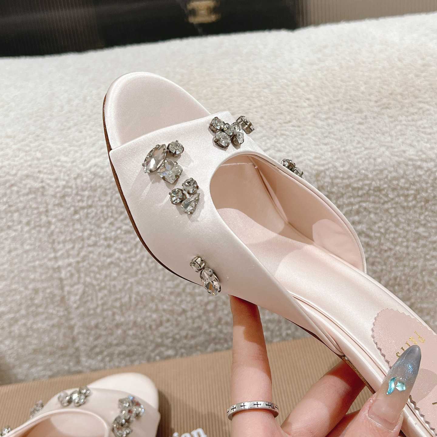 Christian Louboutin Degraqueen 85mm Satin Mules - FashionPlug
