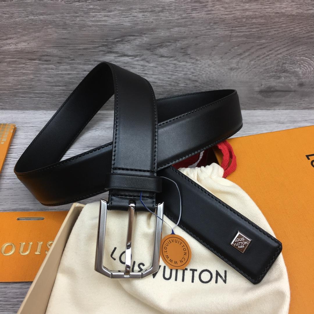 Louis Vuitton 35mm Leather Belt - FashionPlug